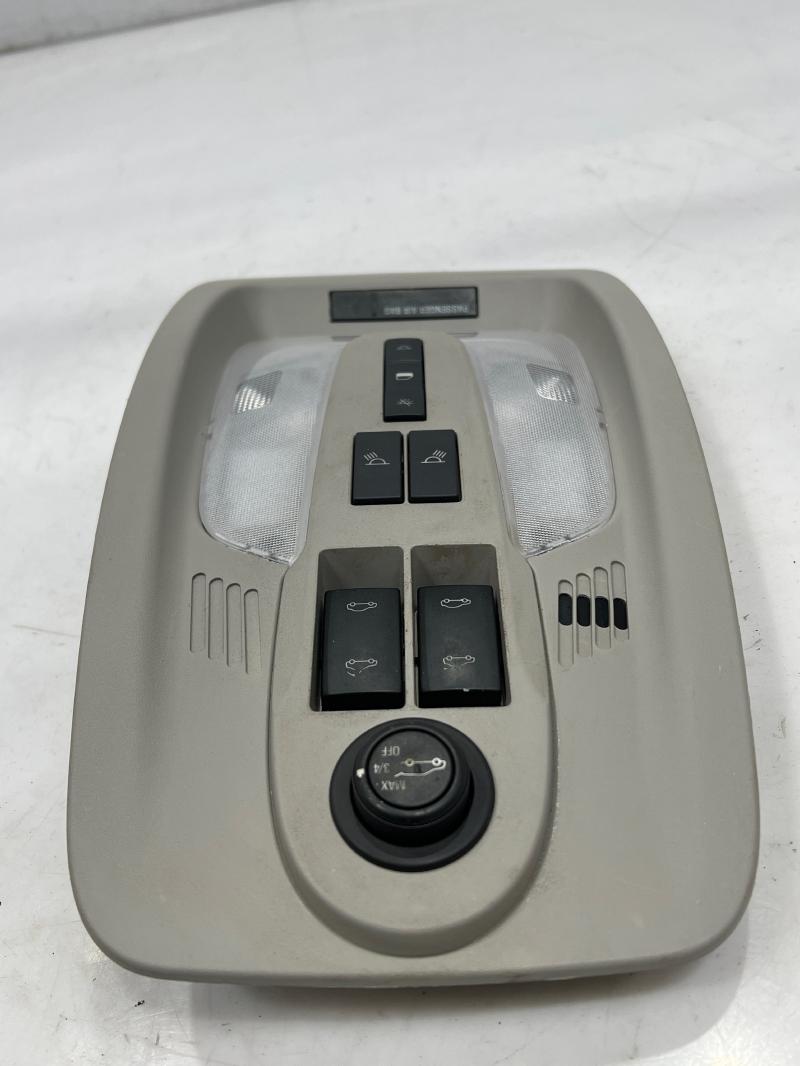 2010 2011 GMC Terrain Roof Console Assembly w/ Sunroof - Gray OEM 20862179