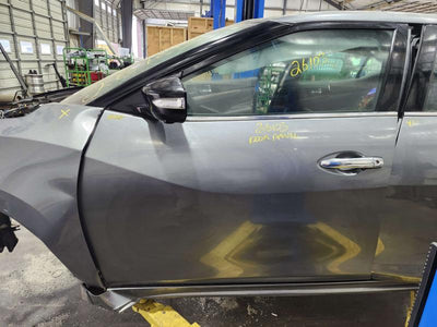 2018 Nissan Maxima Front Door