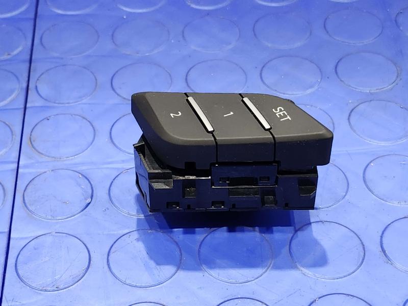 2017-2024 Audi Q7 OEM Driver Memory Control Switch Genuine 4M0959769A5PR