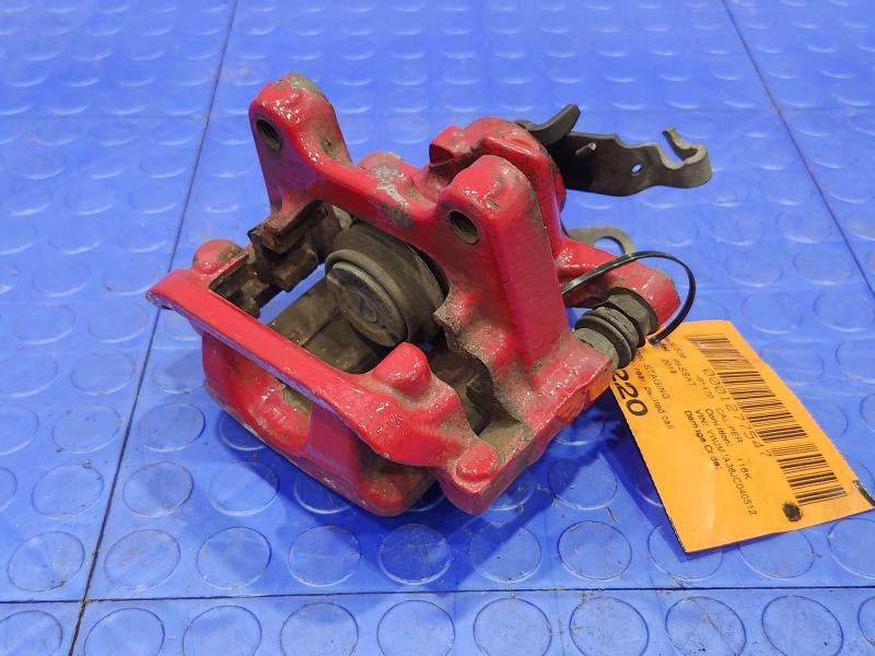 2018 Volkswagen Passat Caliper