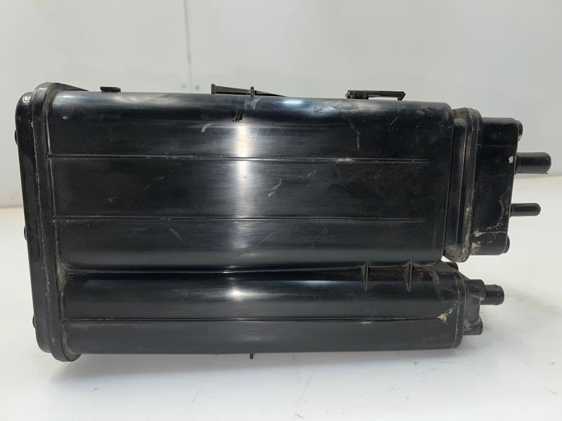 2015 - 2021 Kia Sedona Fuel Vapor Charcoal Canister OEM 31410A9500