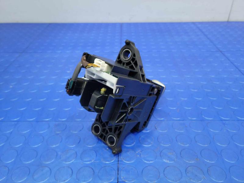 2010-2015 Toyota Prius Automatic Gear Shifter Assembly Genuine OEM 33550-47053