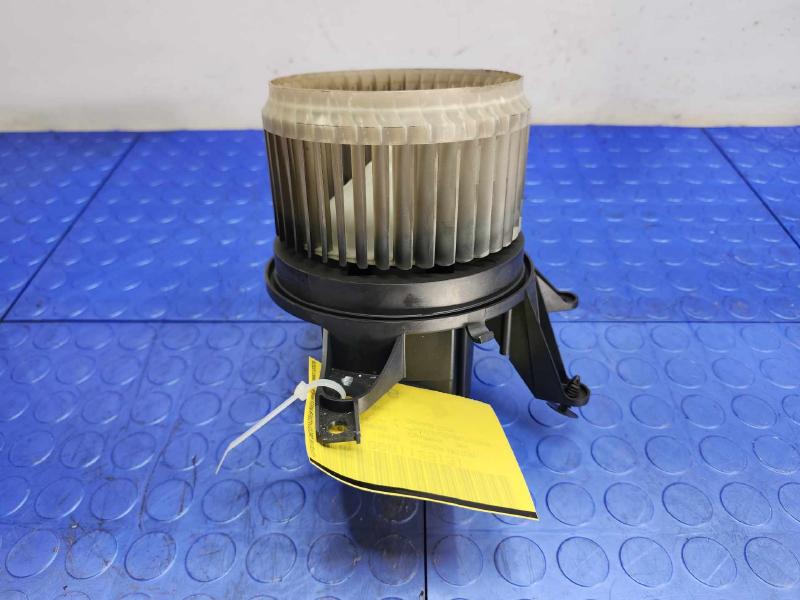 2018-2021 Jeep Compass Heater AC Blower Motor Assembly Genuine OEM 68350343AA