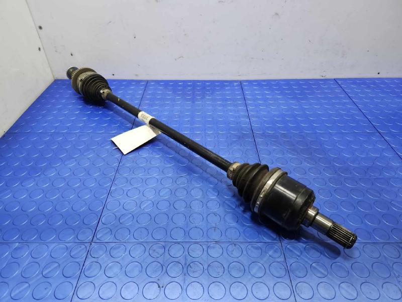 2013 Hyundai Santa Fe Axle Shaft