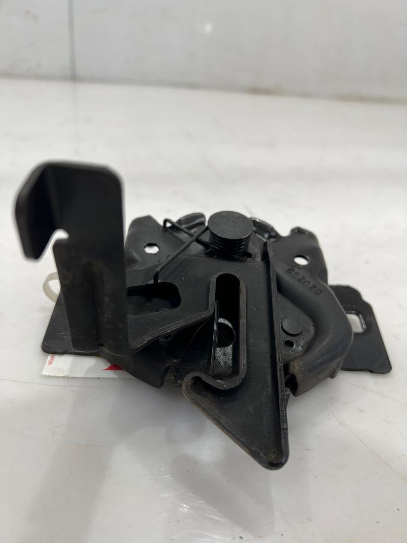 1998 - 2005 Ford Ranger Hood Latch OEM 6W6Z16700A