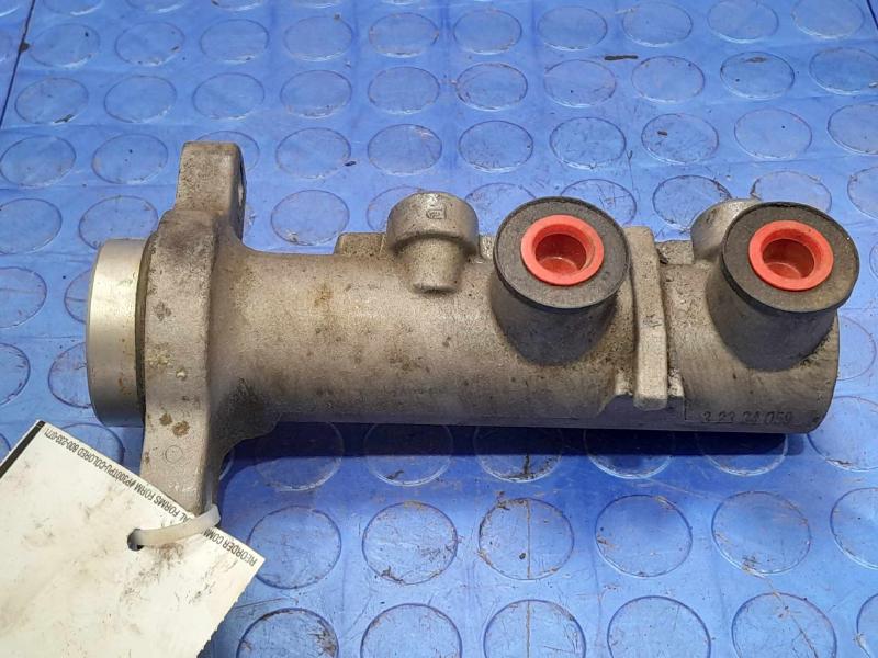 2015 Chevrolet Tahoe Master Cylinder