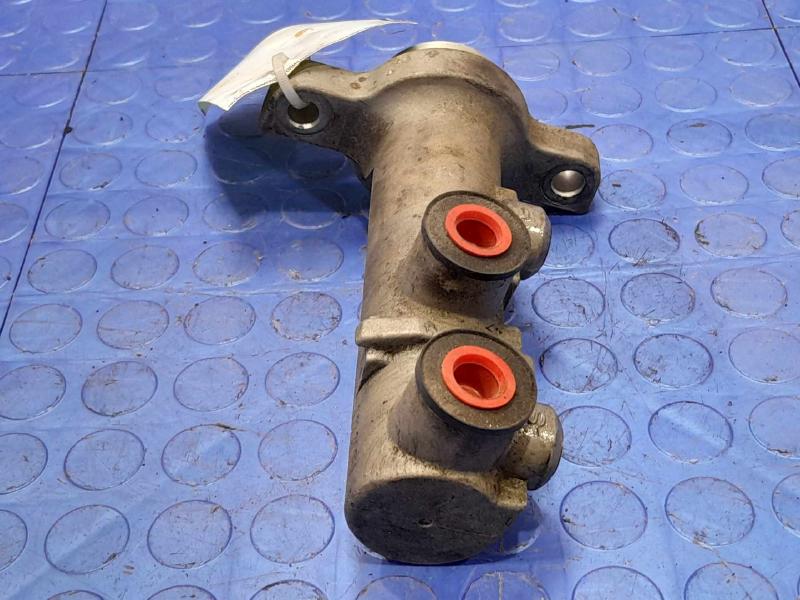 2015 Chevrolet Tahoe Master Cylinder