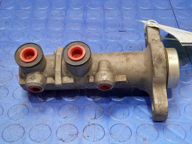 2015 Chevrolet Tahoe Master Cylinder