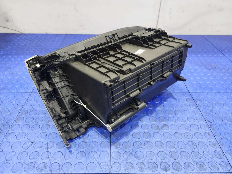 2015 Acura TLX Glove Box