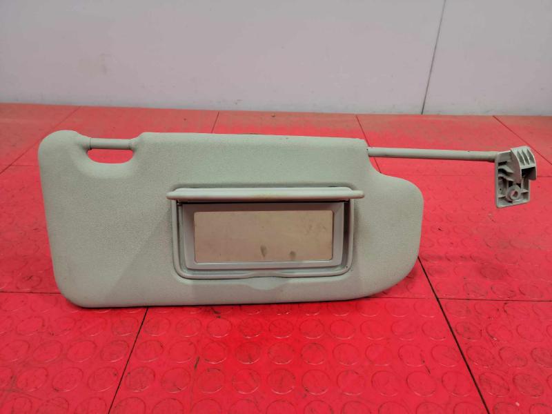2018 Nissan Rogue Sport Sun Visor