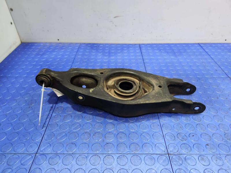2010 Dodge Challenger Lower Control Arm Rr