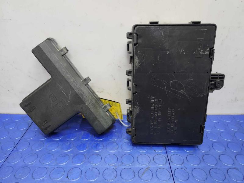 2014 Ford Fusion Engine Fuse Box