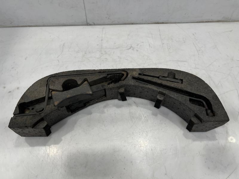 1999 - 2003 Saab 9-3 Convertible Spare Tire Tools Jack Kit with Tray OEM