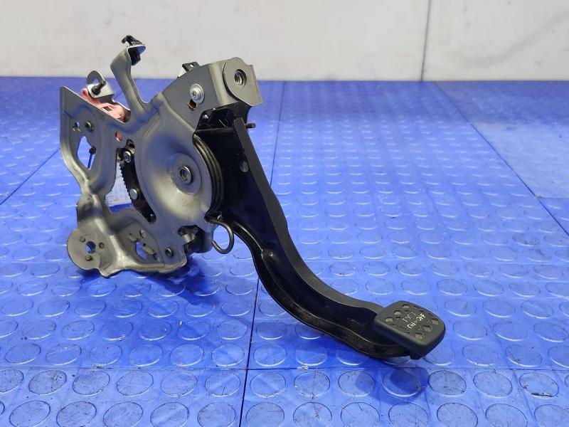 2016-2022 Toyota Prius 1.8L Parking Brake Control Pedal Lever Assembly OEM 46250-33010