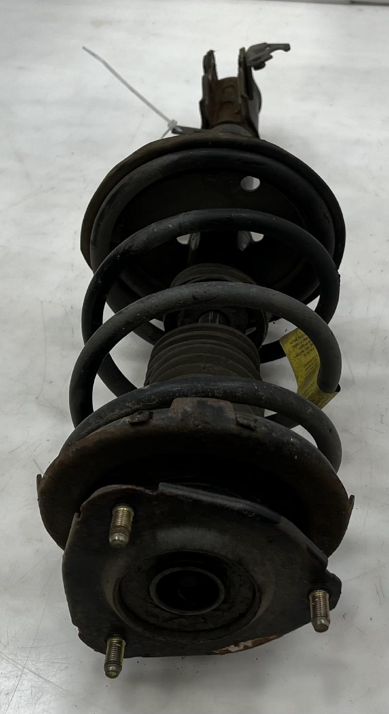1996 - 2000 Toyota Rav4 Front Strut Assembly LH Driver Side OEM 4852049027