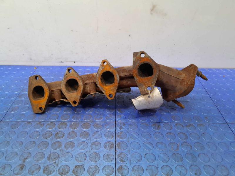 2011 Ford Expedition Exhaust Manifold