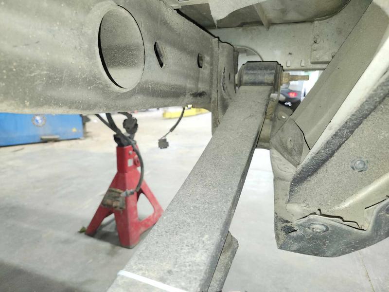 2014 Chevrolet Silverado 1500 Leaf Spring Rear