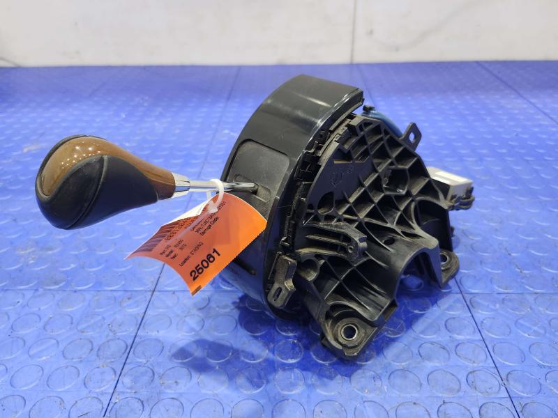 2010-2015 Lexus RX450H Automatic Gear Shifter Assembly Genuine OEM 3356048380