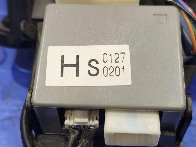 2010-2015 Lexus RX450H Automatic Gear Shifter Assembly Genuine OEM 3356048380