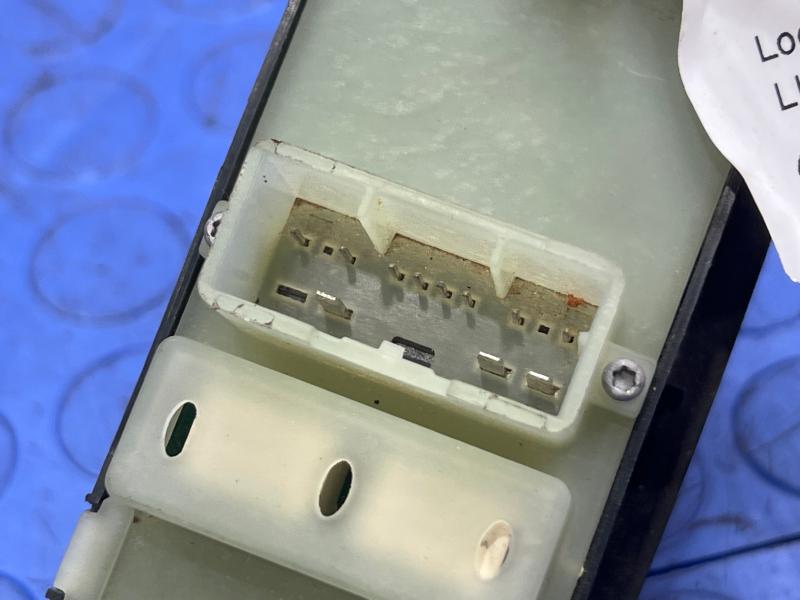2012 Dodge Durango Door Switch Front