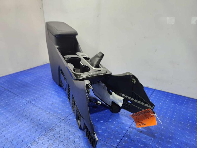 2024 Buick Envista Center Floor Console Assembly Black Leather OEM 42854910