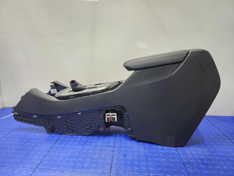 2024 Buick Envista Center Floor Console Assembly Black Leather OEM 42854910