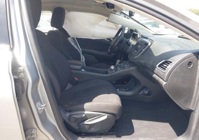 2015 Chrysler 200 Air Bag