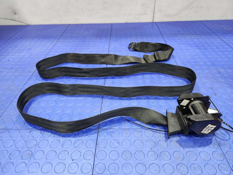 2018 Volkswagen Passat Rear Seat Belt