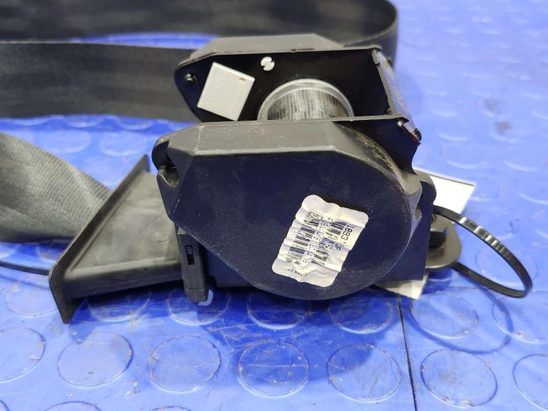 2018 Volkswagen Passat Rear Seat Belt