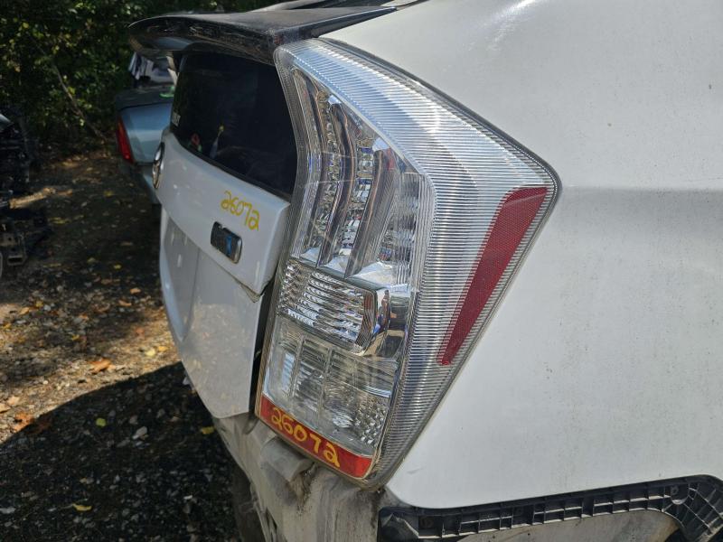 2010 Toyota Prius Tail Light Assembly
