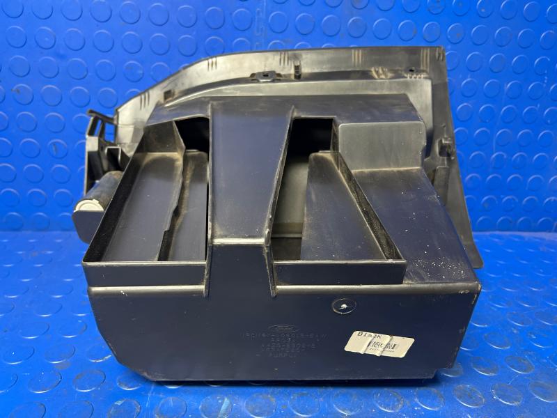 2015 Ford Focus Glove Box