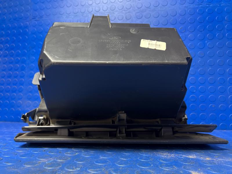 2015 Ford Focus Glove Box