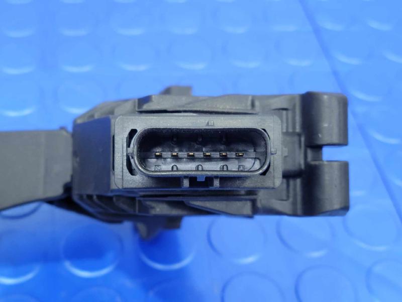 2015-2023 Audi A3 Accelerator Pedal Assembly Genuine OEM Part 5Q1723503H