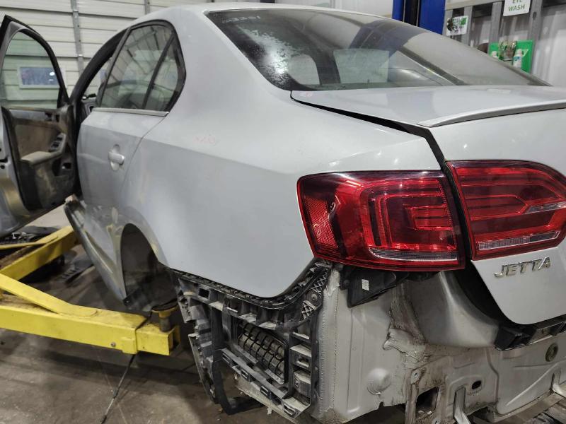 2013 Volkswagen Jetta Quarter Panel