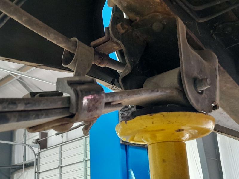 2007 Toyota Tacoma Leaf Spring Rear