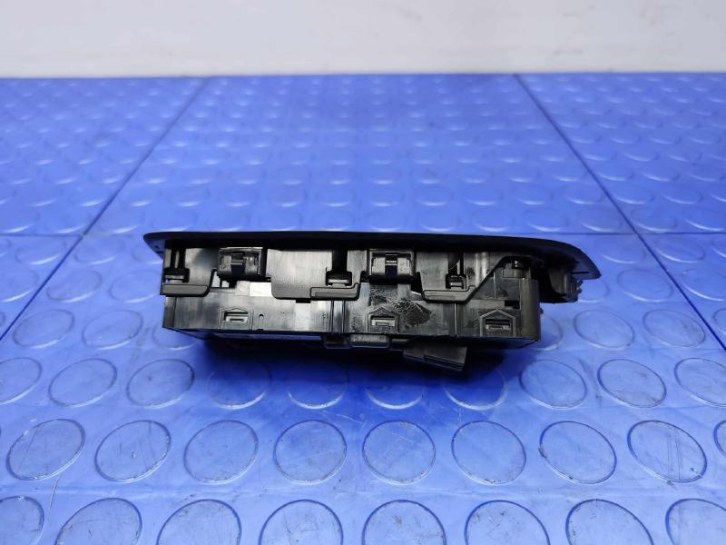 2018 Volvo S90 Door Switch Front