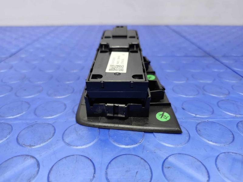 2018 Volvo S90 Door Switch Front