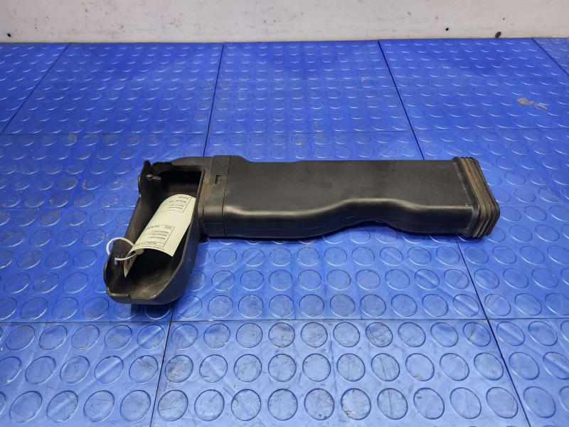 2013 Hyundai Accent Air Intake Tube/Resonator