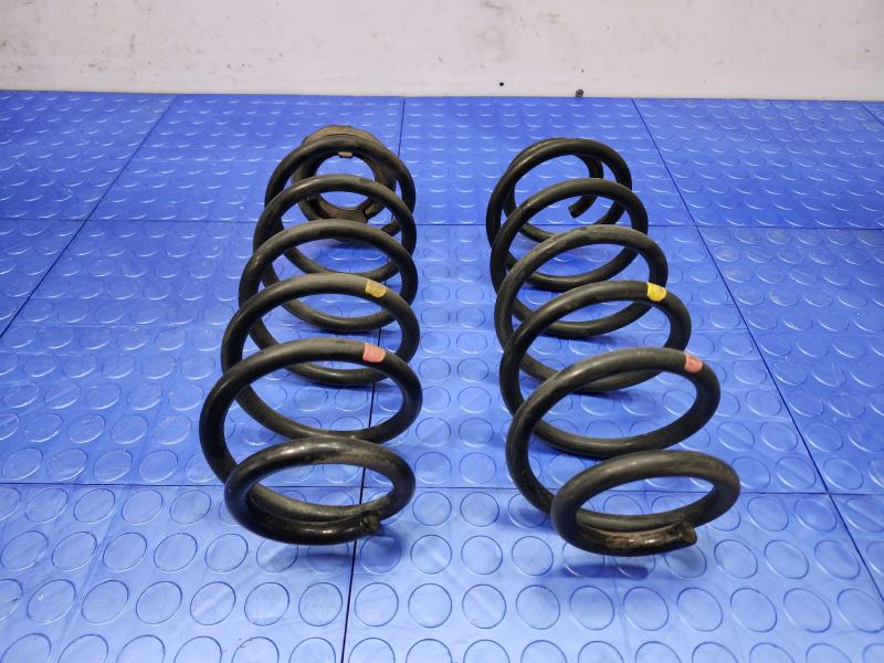 2010 Toyota Prius Coil/Air Spring