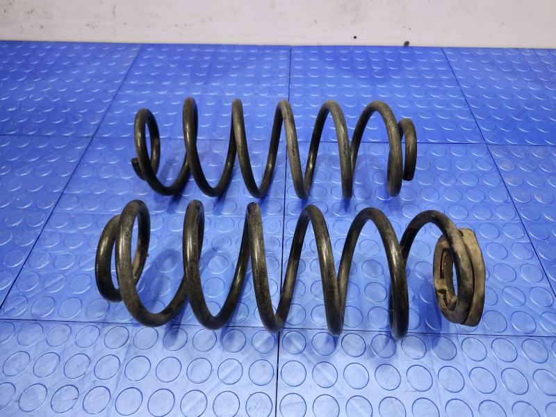 2010 Toyota Prius Coil/Air Spring