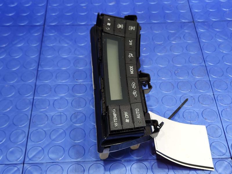 2010 Toyota Prius Heater A/C Control