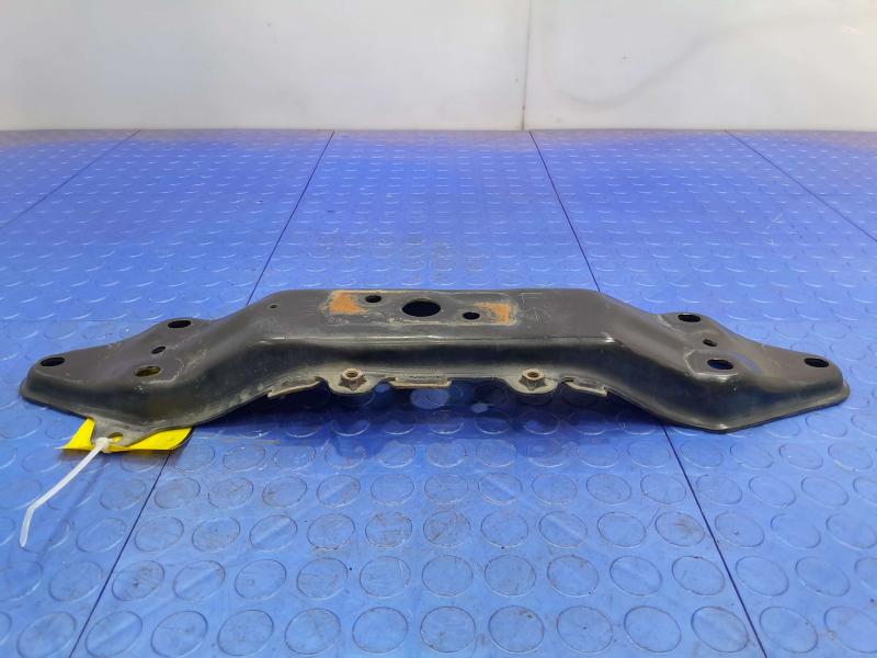 2015-2019 Subaru Outback 2.5L CVT Transmission Crossmember OEM 41011AL010