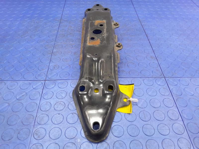 2015-2019 Subaru Outback 2.5L CVT Transmission Crossmember OEM 41011AL010