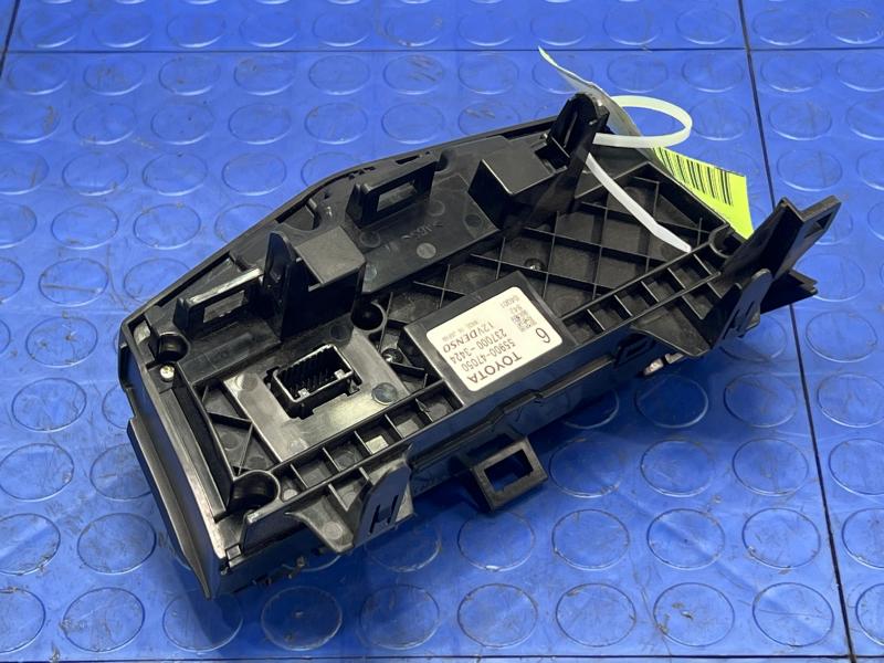 2013 Toyota Prius Heater A/C Control