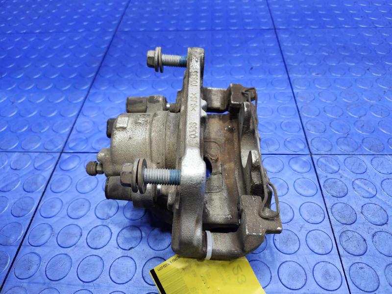 2021 Ford Escape Caliper