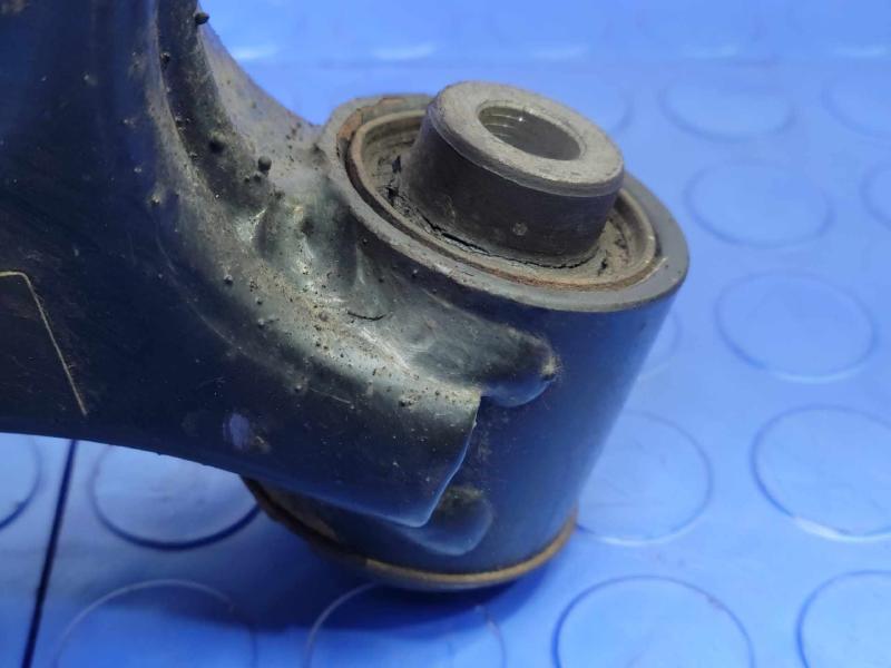 2013 Hyundai Santa Fe Lower Control Arm Front