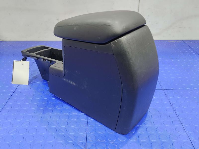 2009 Subaru Forester Front Console