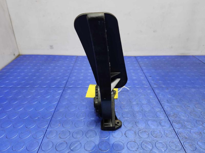 2013-2019 Ford Taurus Accelerator Pedal Assembly Genuine OEM DG13-9F836-AA