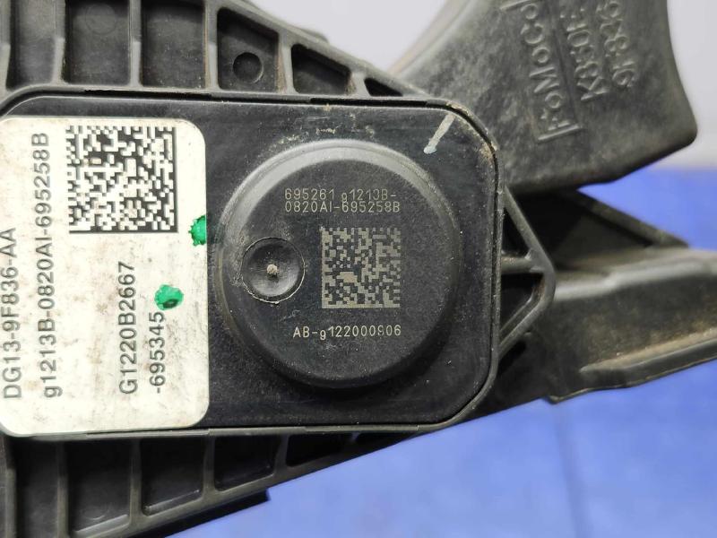2013-2019 Ford Taurus Accelerator Pedal Assembly Genuine OEM DG13-9F836-AA