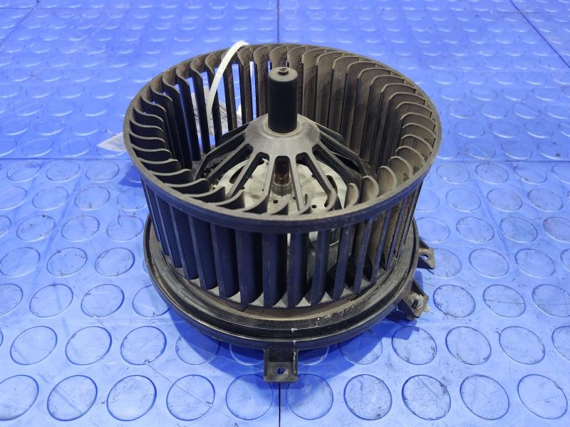 2017 Chevrolet Silverado 2500 Blower Motor